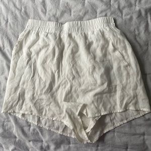princess polly white shorts